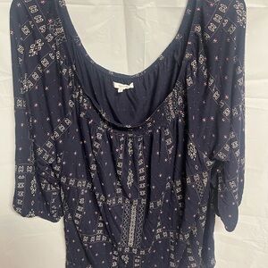 Maurices Navy and White Patterned Blouse